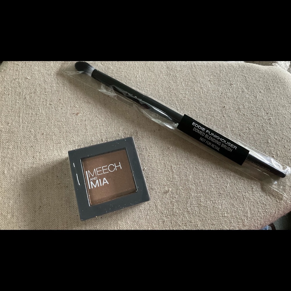 Meech&Mia Shadow & Eddie Funkhouser Shadow Brush